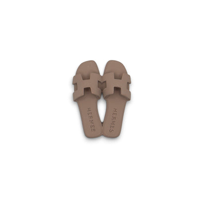 Timeless Mini Sandal - Taupe