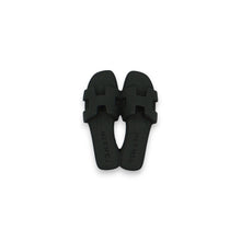 Timeless Mini Sandal - Black